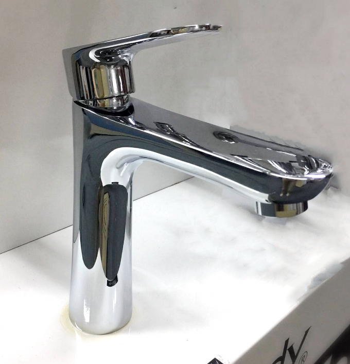 Lift Open Handle Brass Basin Tap Faucets Is Single Cold function, Chrome Finished